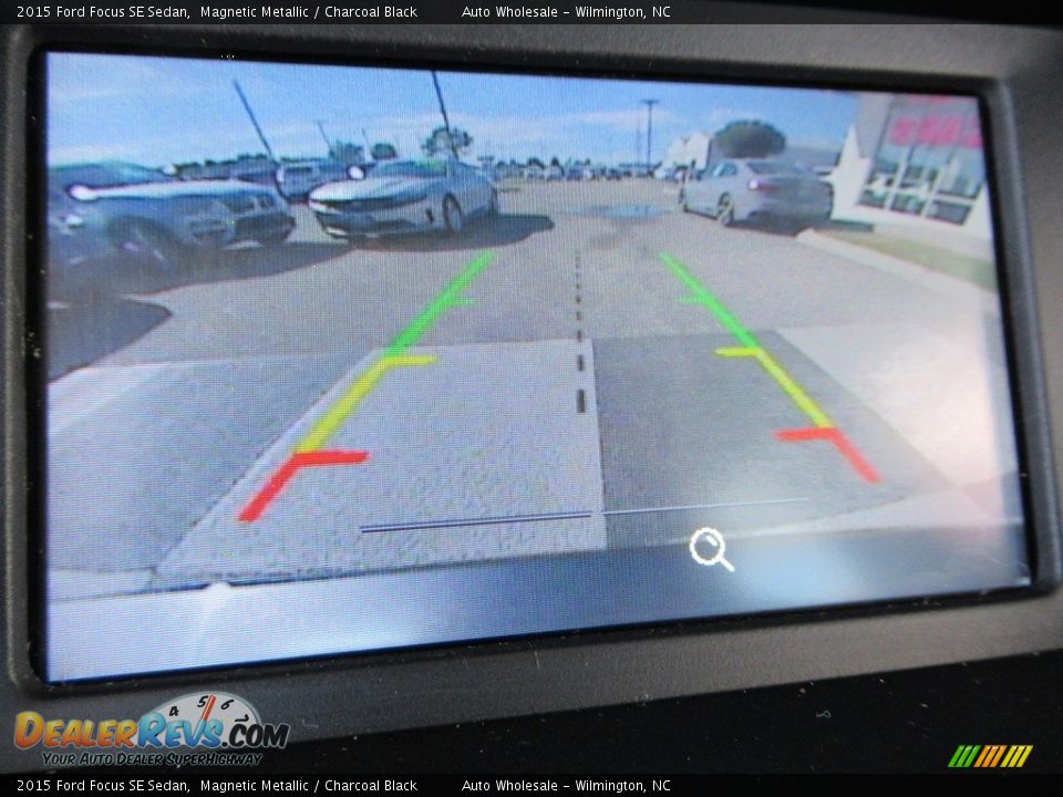 2015 Ford Focus SE Sedan Magnetic Metallic / Charcoal Black Photo #19