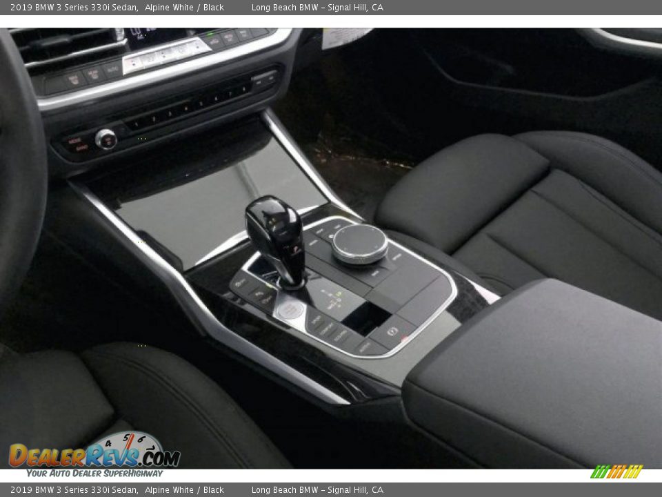 2019 BMW 3 Series 330i Sedan Alpine White / Black Photo #18