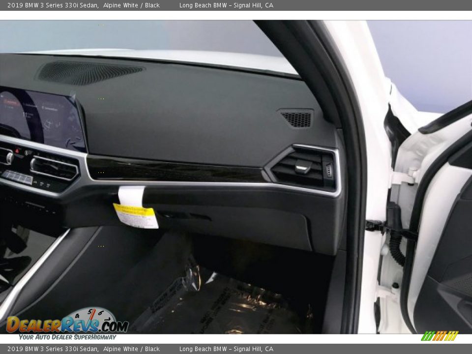 2019 BMW 3 Series 330i Sedan Alpine White / Black Photo #24