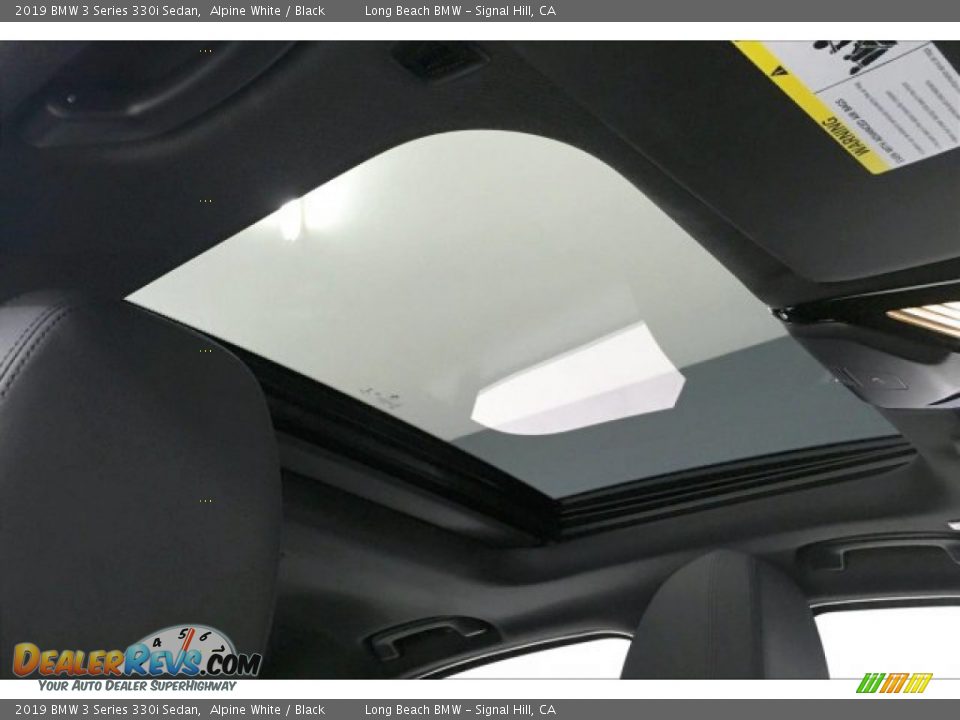 2019 BMW 3 Series 330i Sedan Alpine White / Black Photo #25