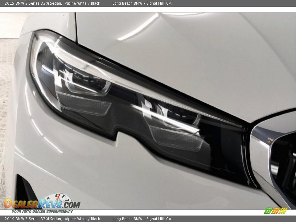 2019 BMW 3 Series 330i Sedan Alpine White / Black Photo #28