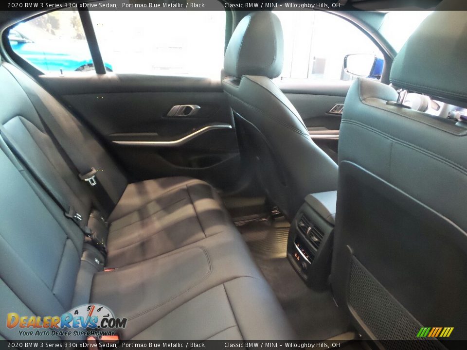 2020 BMW 3 Series 330i xDrive Sedan Portimao Blue Metallic / Black Photo #4