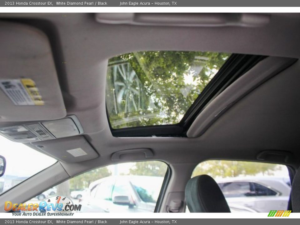 2013 Honda Crosstour EX White Diamond Pearl / Black Photo #17