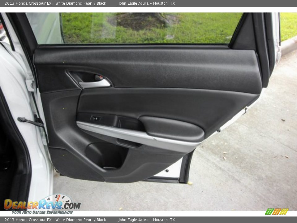 2013 Honda Crosstour EX White Diamond Pearl / Black Photo #23