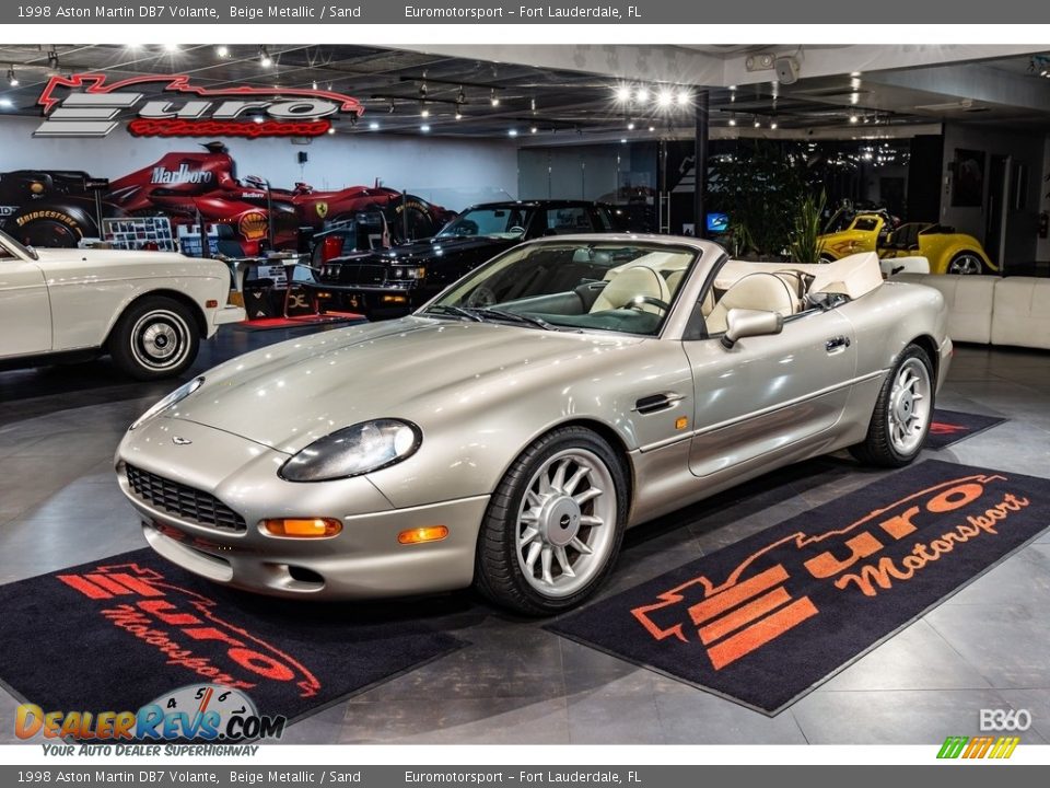 Front 3/4 View of 1998 Aston Martin DB7 Volante Photo #3