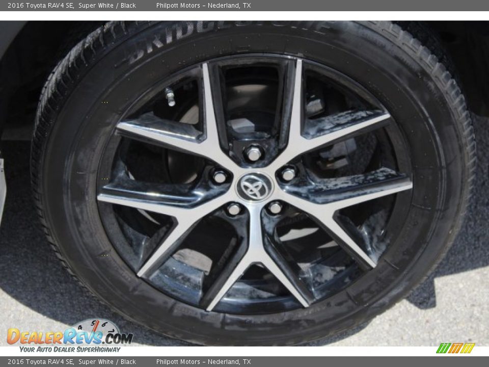 2016 Toyota RAV4 SE Super White / Black Photo #12