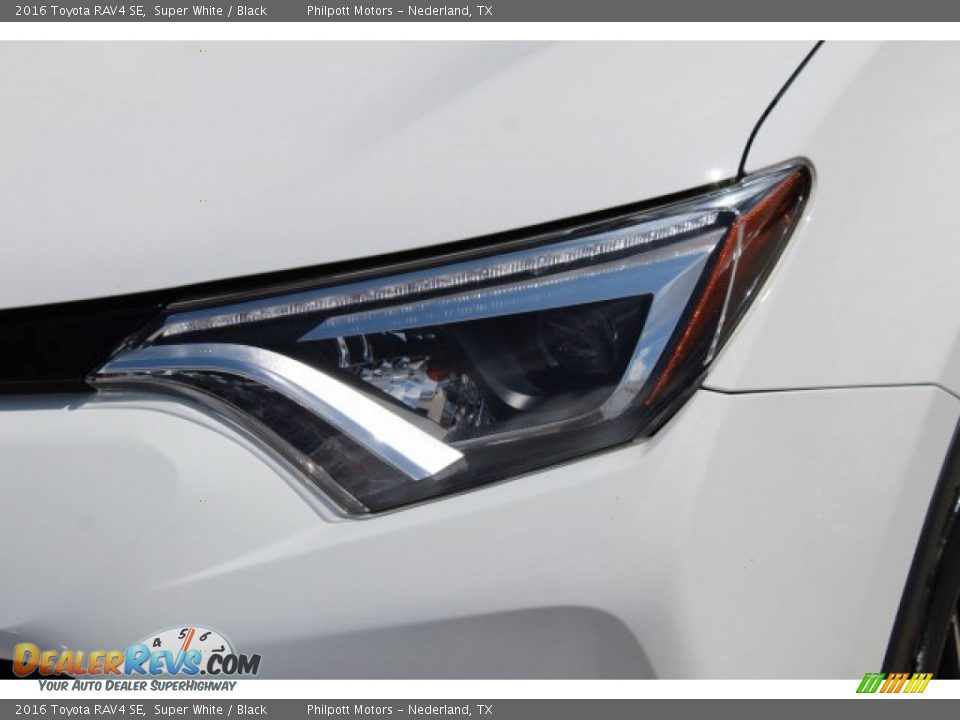 2016 Toyota RAV4 SE Super White / Black Photo #14