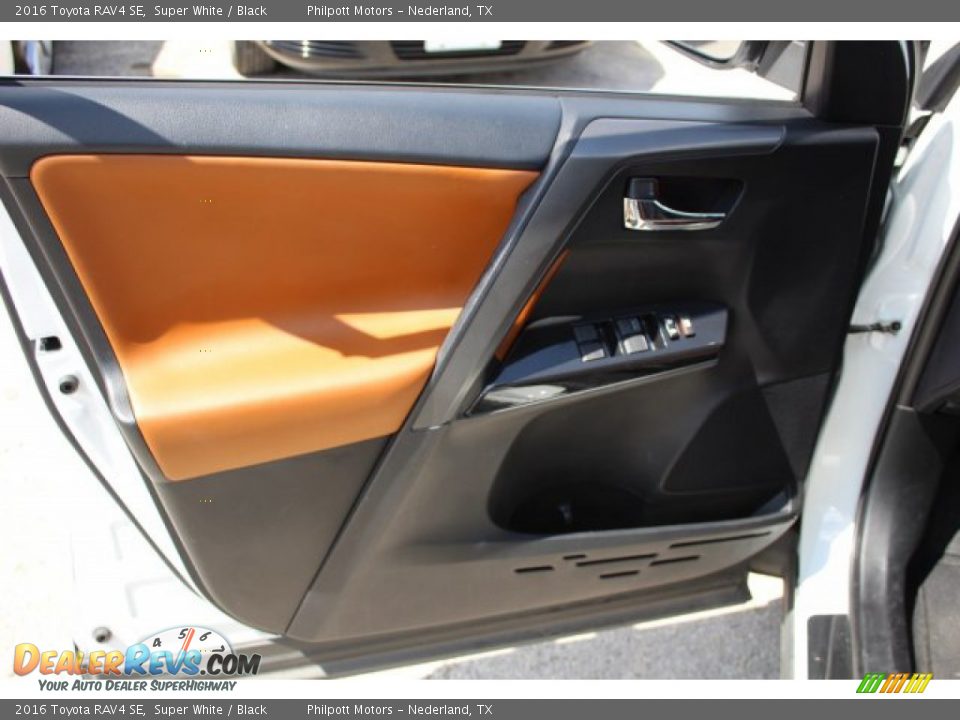 2016 Toyota RAV4 SE Super White / Black Photo #18