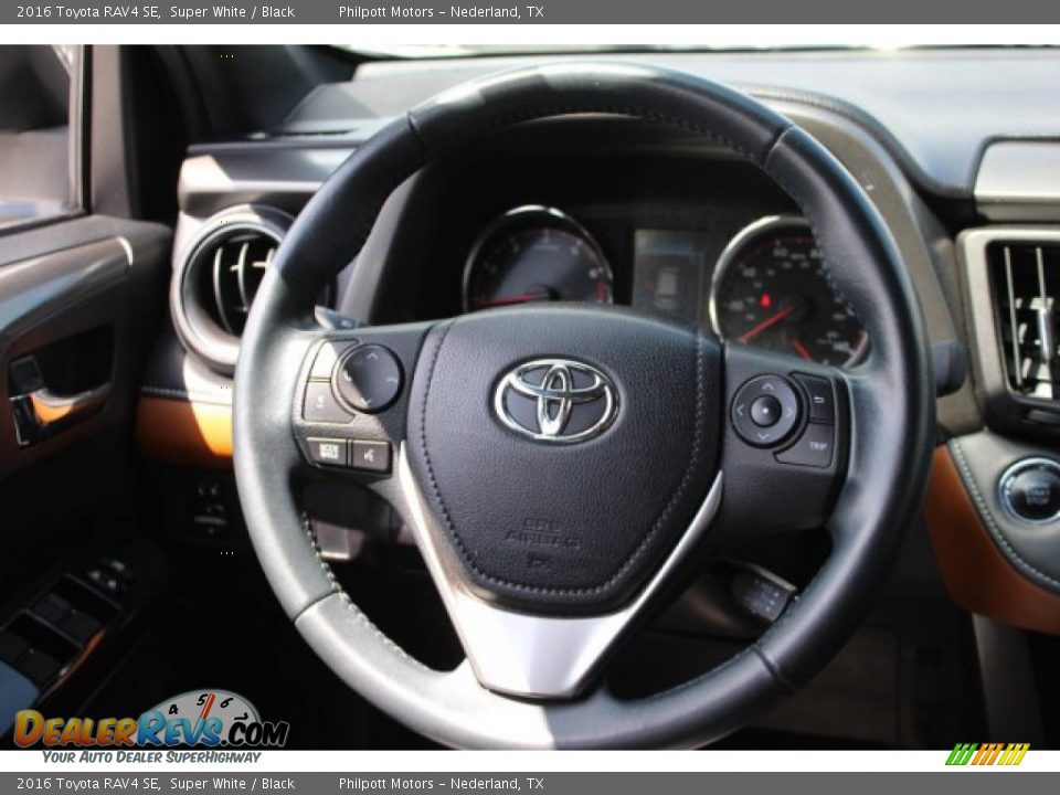 2016 Toyota RAV4 SE Super White / Black Photo #32