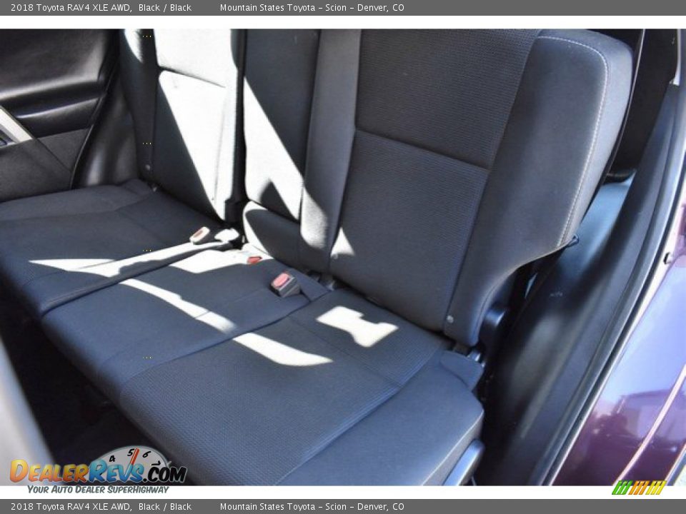 2018 Toyota RAV4 XLE AWD Black / Black Photo #22