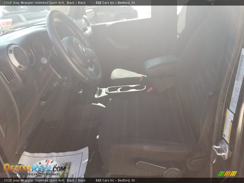 2016 Jeep Wrangler Unlimited Sport 4x4 Black / Black Photo #11