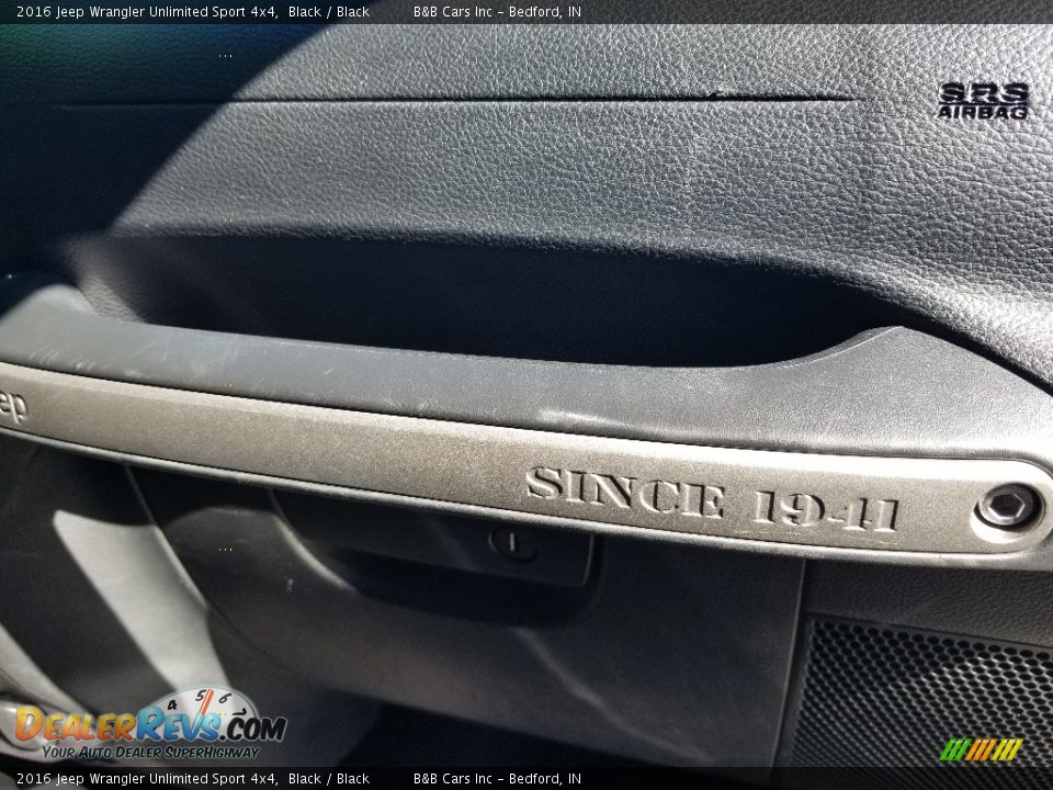 2016 Jeep Wrangler Unlimited Sport 4x4 Black / Black Photo #27