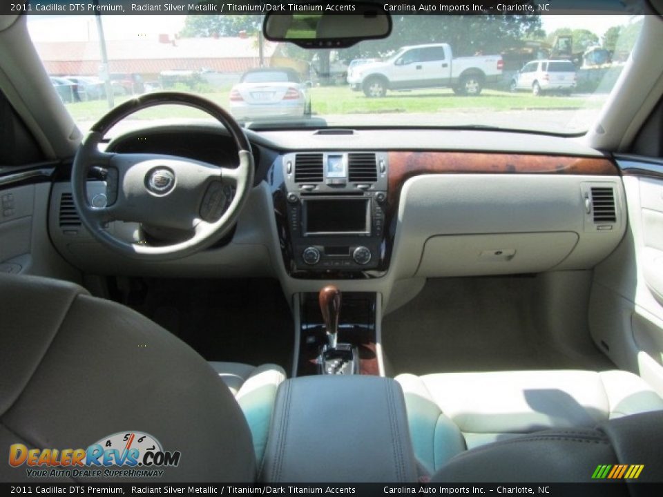 2011 Cadillac DTS Premium Radiant Silver Metallic / Titanium/Dark Titanium Accents Photo #13