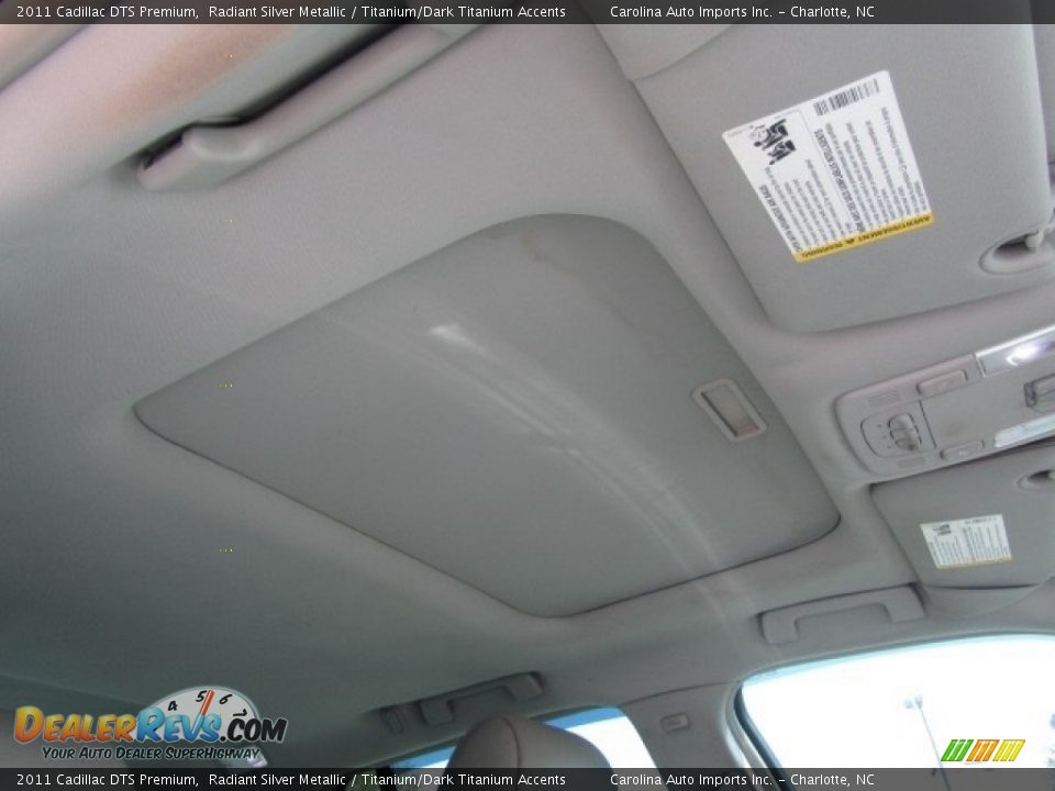 2011 Cadillac DTS Premium Radiant Silver Metallic / Titanium/Dark Titanium Accents Photo #24