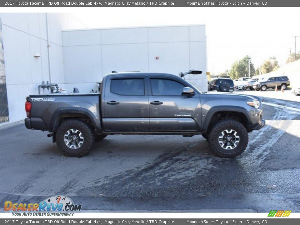 2017 Toyota Tacoma TRD Off Road Double Cab 4x4 Magnetic Gray Metallic / TRD Graphite Photo #7
