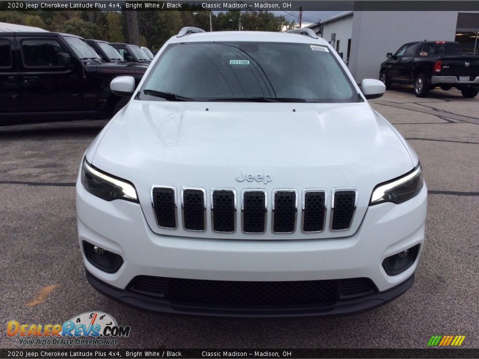 2020 Jeep Cherokee Latitude Plus 4x4 Bright White / Black Photo #4