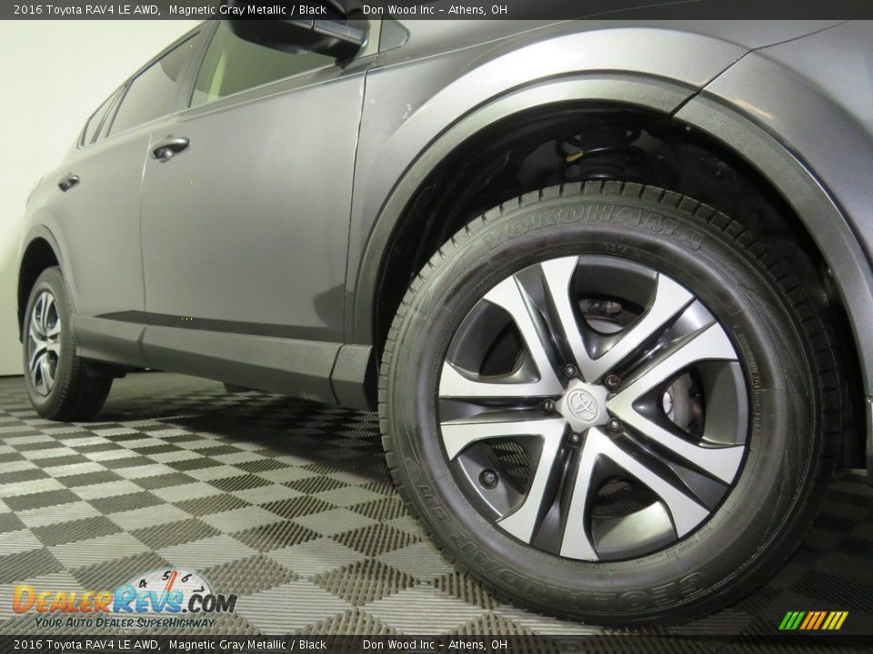 2016 Toyota RAV4 LE AWD Magnetic Gray Metallic / Black Photo #3