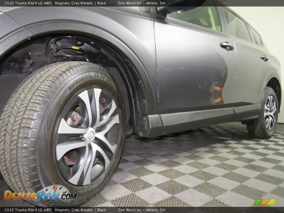 2016 Toyota RAV4 LE AWD Magnetic Gray Metallic / Black Photo #8