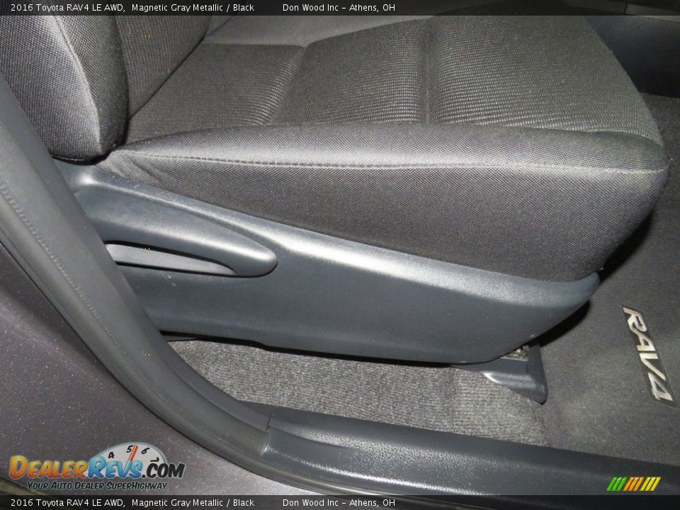 2016 Toyota RAV4 LE AWD Magnetic Gray Metallic / Black Photo #26