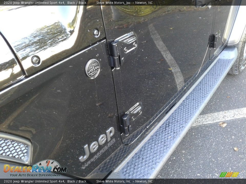 2020 Jeep Wrangler Unlimited Sport 4x4 Black / Black Photo #28