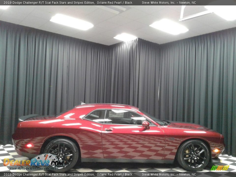 2019 Dodge Challenger R/T Scat Pack Stars and Stripes Edition Octane Red Pearl / Black Photo #5