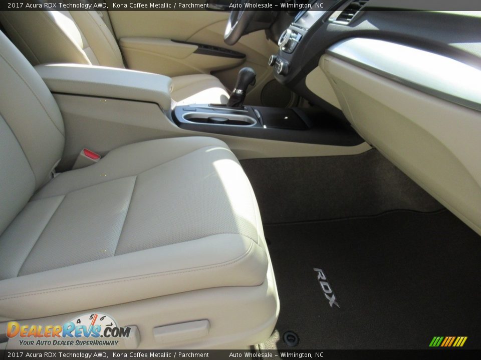 2017 Acura RDX Technology AWD Kona Coffee Metallic / Parchment Photo #11