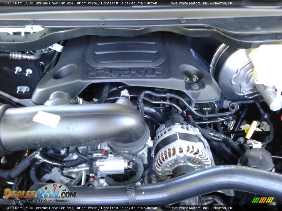 2020 Ram 1500 Laramie Crew Cab 4x4 Bright White / Light Frost Beige/Mountain Brown Photo #32