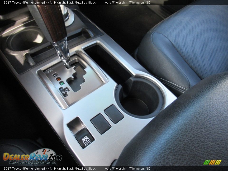 2017 Toyota 4Runner Limited 4x4 Midnight Black Metallic / Black Photo #19