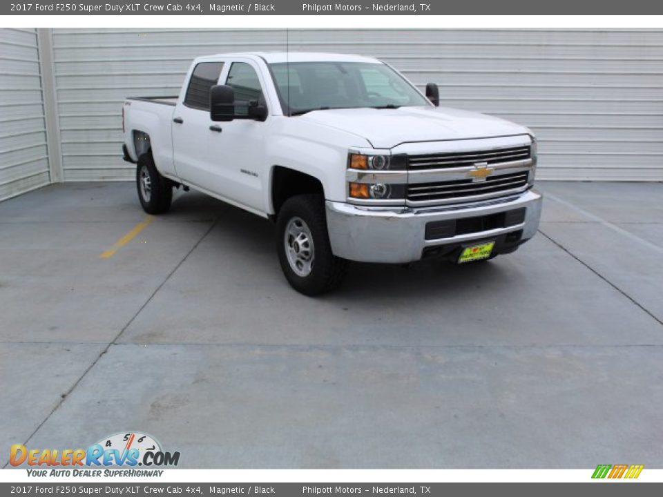 2017 Ford F250 Super Duty XLT Crew Cab 4x4 Magnetic / Black Photo #2