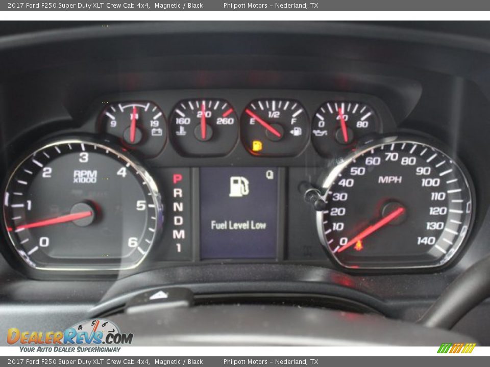 2017 Ford F250 Super Duty XLT Crew Cab 4x4 Magnetic / Black Photo #13