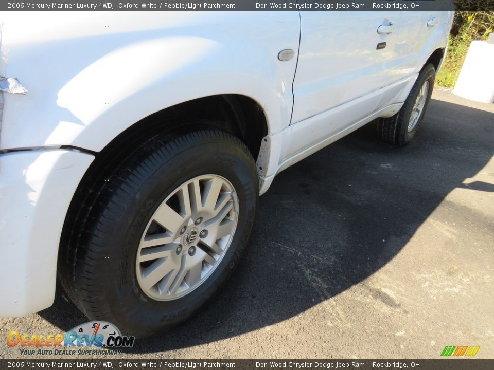 2006 Mercury Mariner Luxury 4WD Oxford White / Pebble/Light Parchment Photo #7