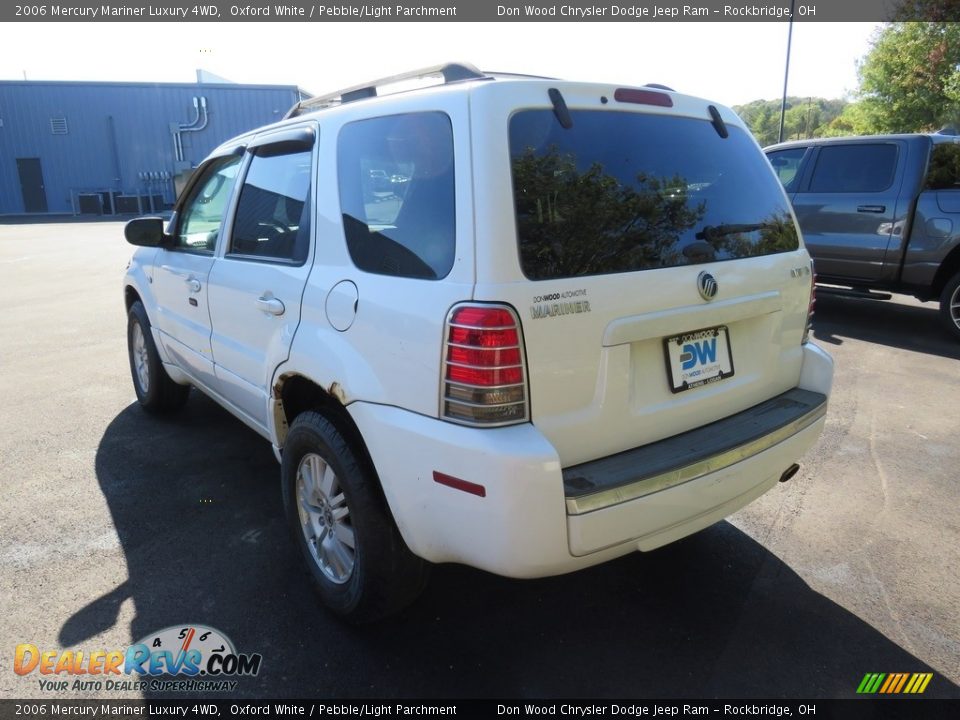 2006 Mercury Mariner Luxury 4WD Oxford White / Pebble/Light Parchment Photo #9