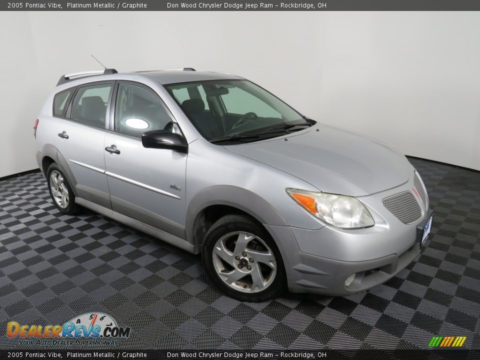 2005 Pontiac Vibe Platinum Metallic / Graphite Photo #3