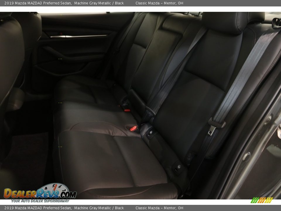 2019 Mazda MAZDA3 Preferred Sedan Machine Gray Metallic / Black Photo #16
