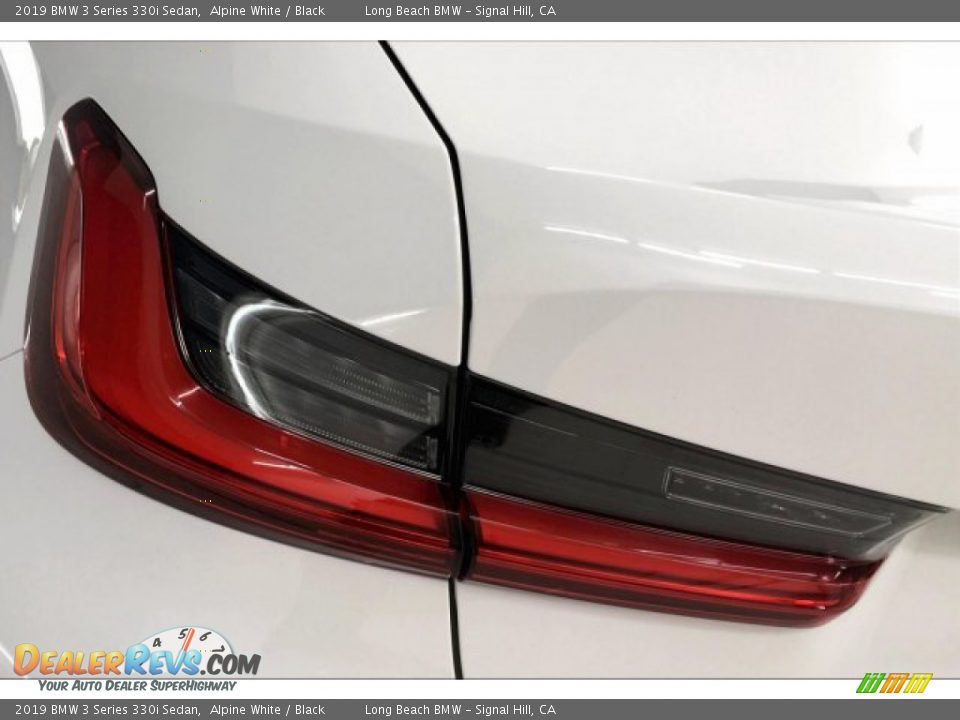 2019 BMW 3 Series 330i Sedan Alpine White / Black Photo #22