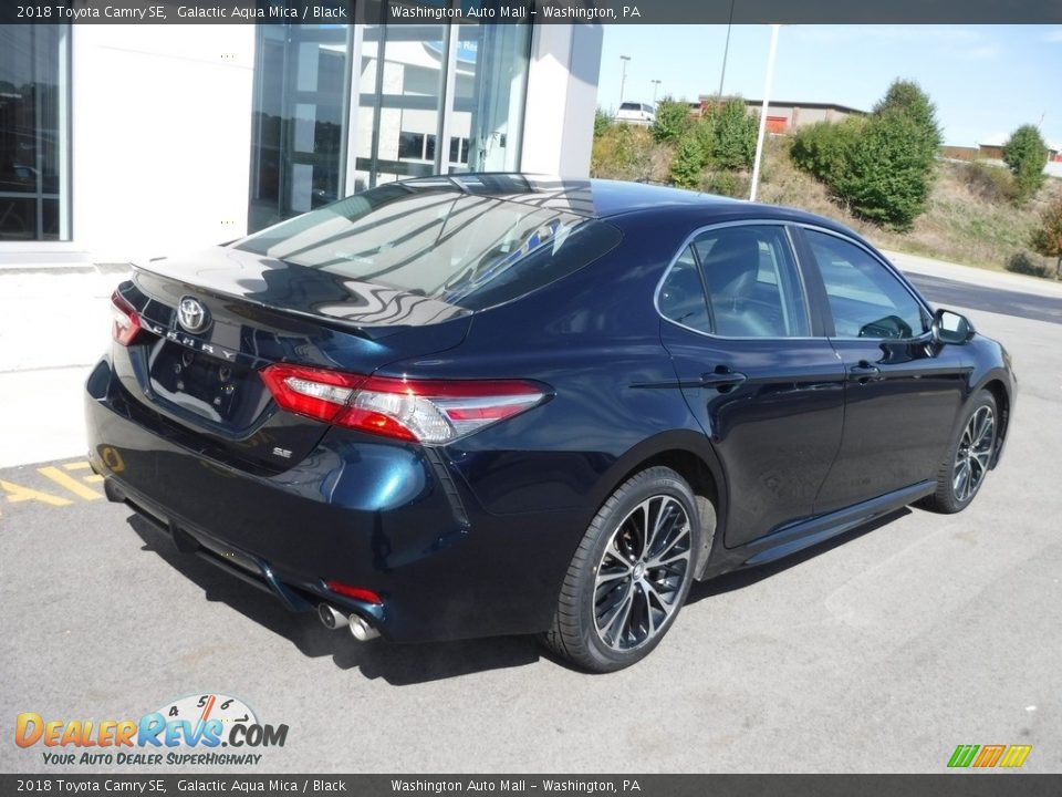 2018 Toyota Camry SE Galactic Aqua Mica / Black Photo #8