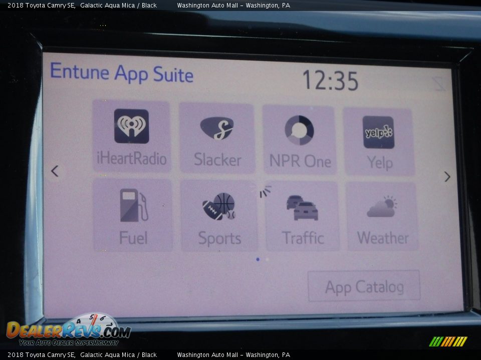 2018 Toyota Camry SE Galactic Aqua Mica / Black Photo #17