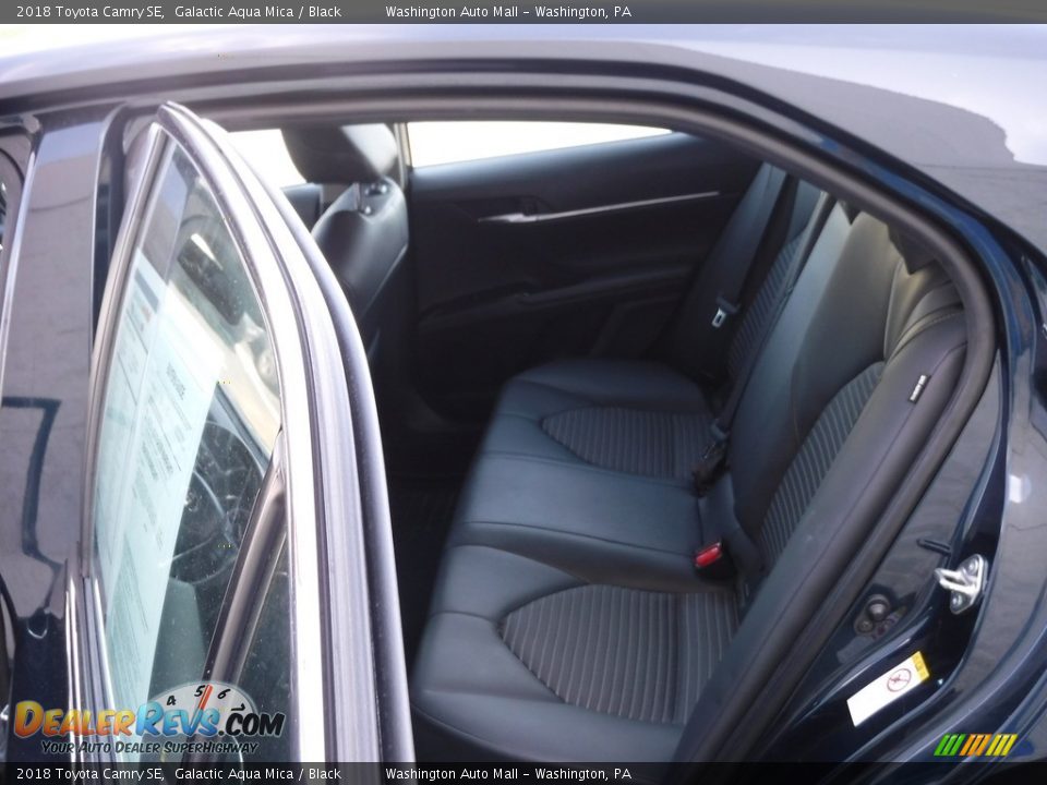 2018 Toyota Camry SE Galactic Aqua Mica / Black Photo #23