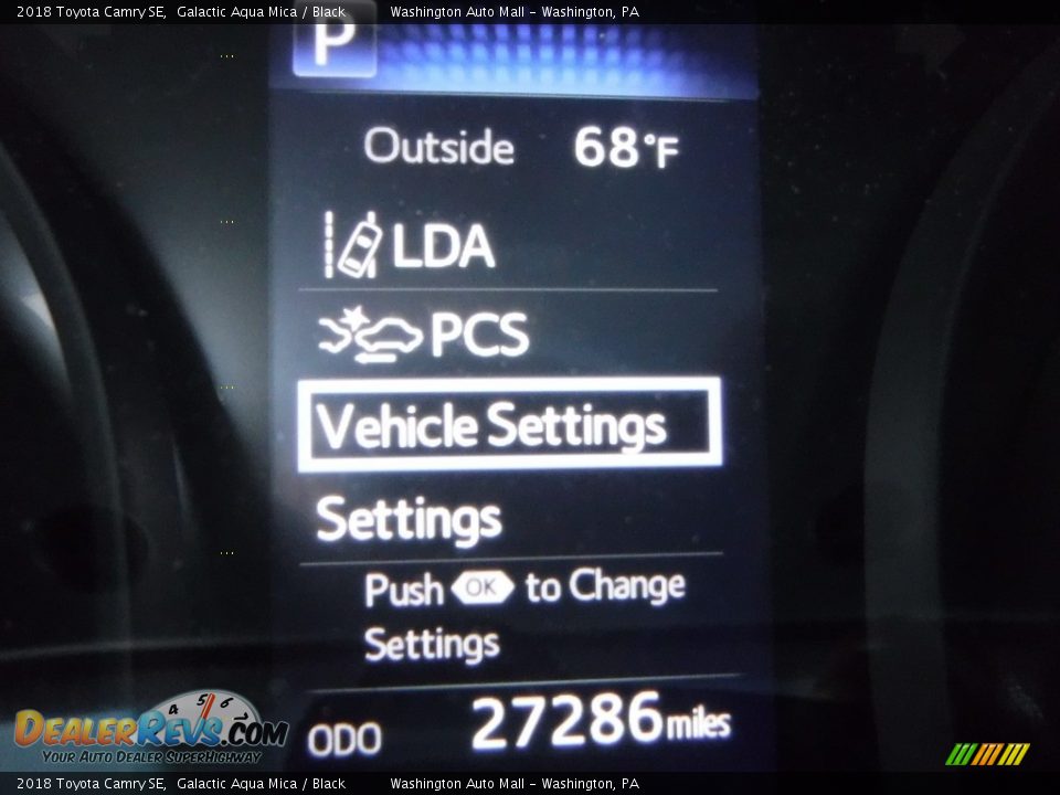 2018 Toyota Camry SE Galactic Aqua Mica / Black Photo #28