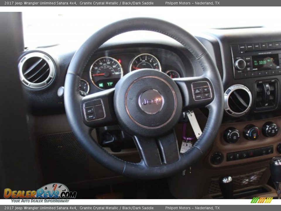 2017 Jeep Wrangler Unlimited Sahara 4x4 Granite Crystal Metallic / Black/Dark Saddle Photo #23