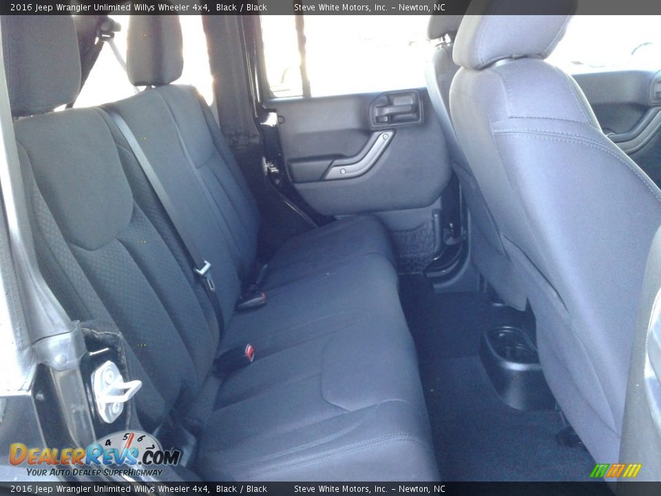 2016 Jeep Wrangler Unlimited Willys Wheeler 4x4 Black / Black Photo #13