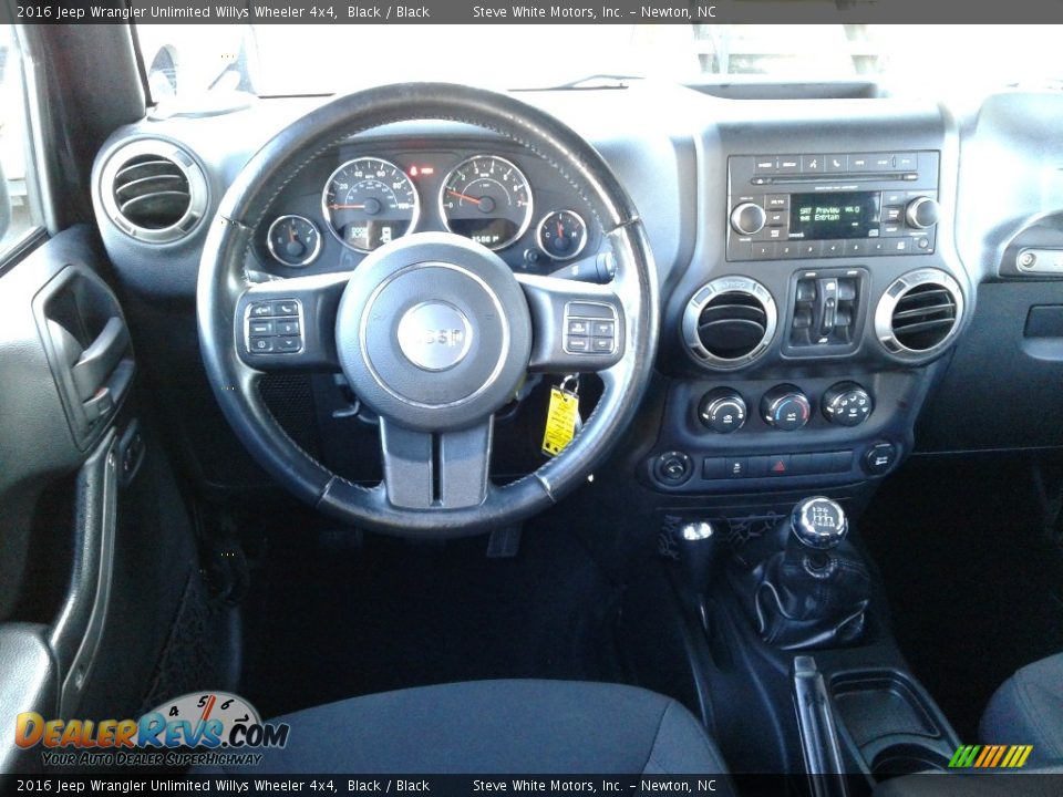 2016 Jeep Wrangler Unlimited Willys Wheeler 4x4 Black / Black Photo #23