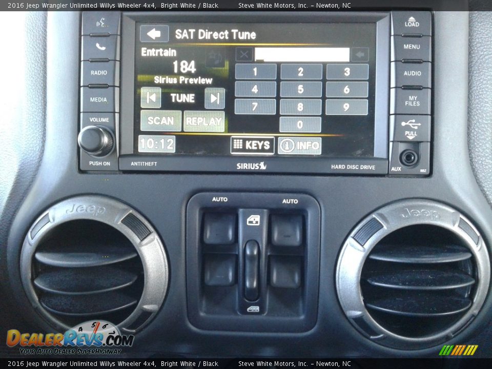 2016 Jeep Wrangler Unlimited Willys Wheeler 4x4 Bright White / Black Photo #20
