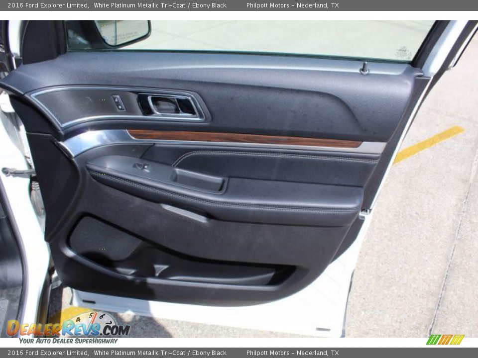 2016 Ford Explorer Limited White Platinum Metallic Tri-Coat / Ebony Black Photo #29