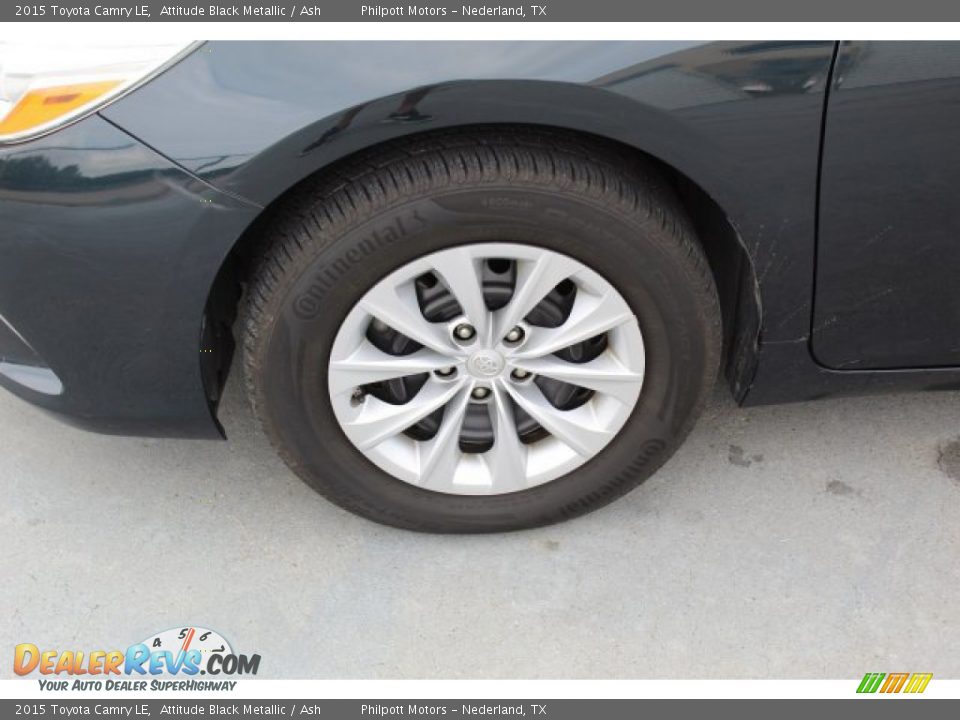 2015 Toyota Camry LE Attitude Black Metallic / Ash Photo #5