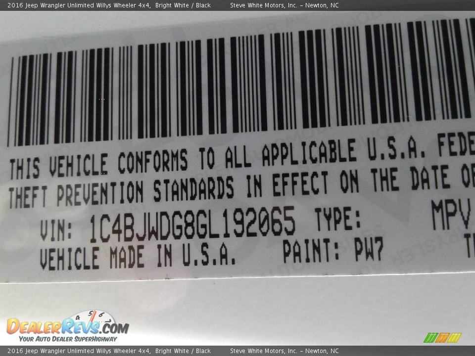 2016 Jeep Wrangler Unlimited Willys Wheeler 4x4 Bright White / Black Photo #27
