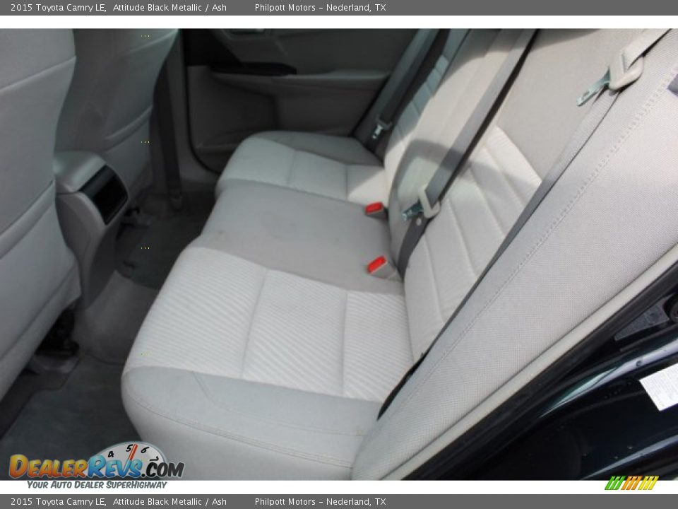 2015 Toyota Camry LE Attitude Black Metallic / Ash Photo #21
