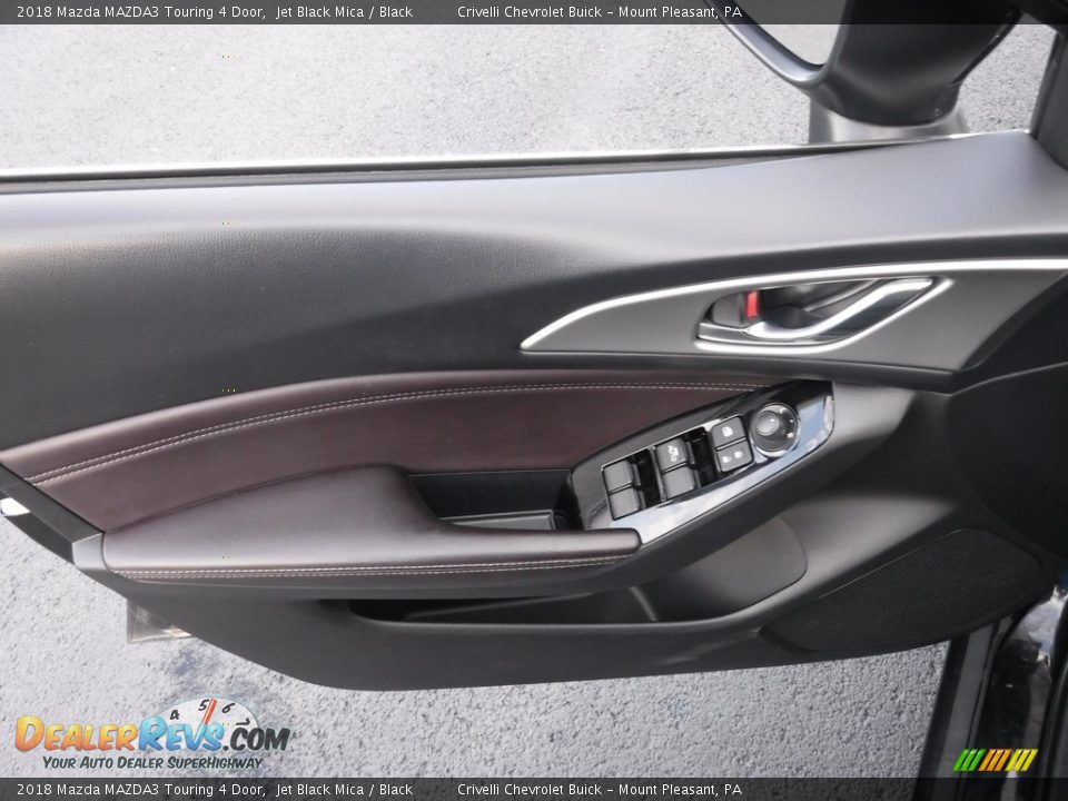 2018 Mazda MAZDA3 Touring 4 Door Jet Black Mica / Black Photo #9