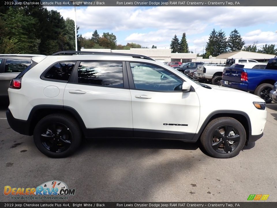 2019 Jeep Cherokee Latitude Plus 4x4 Bright White / Black Photo #6