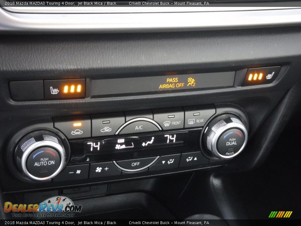 2018 Mazda MAZDA3 Touring 4 Door Jet Black Mica / Black Photo #19